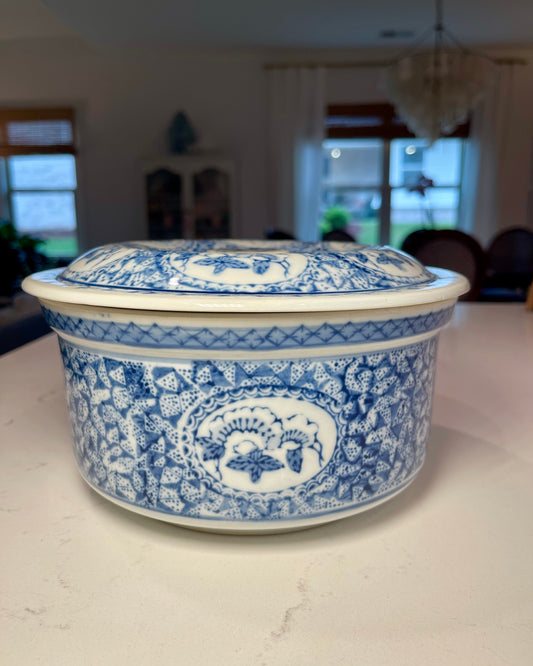 Lidded Blue & White Bowl